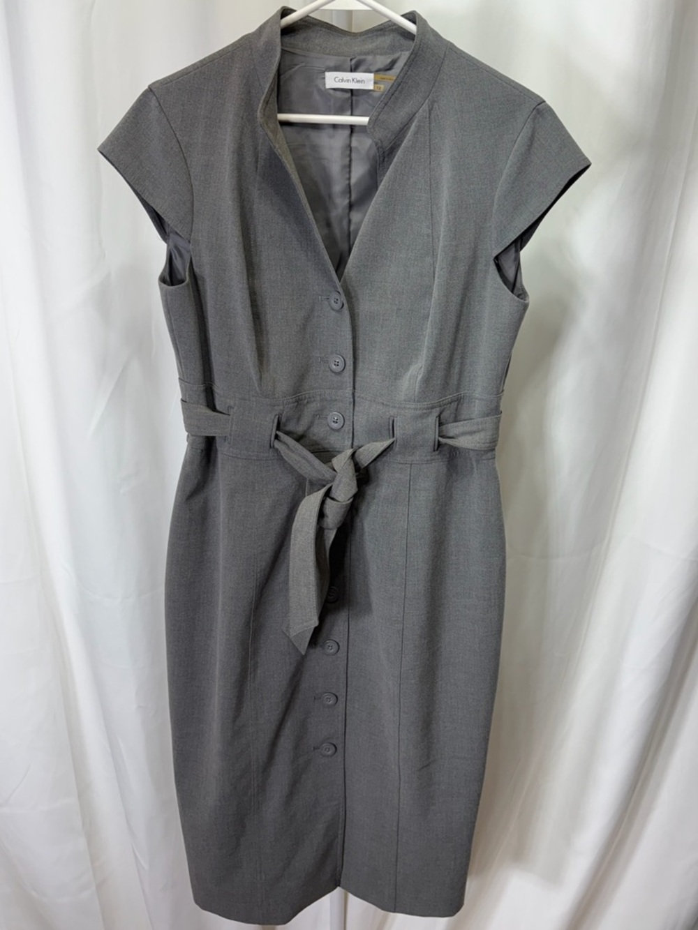 Calvin Klein Gray Cap-Sleeve Belted Sheath Dress 2669